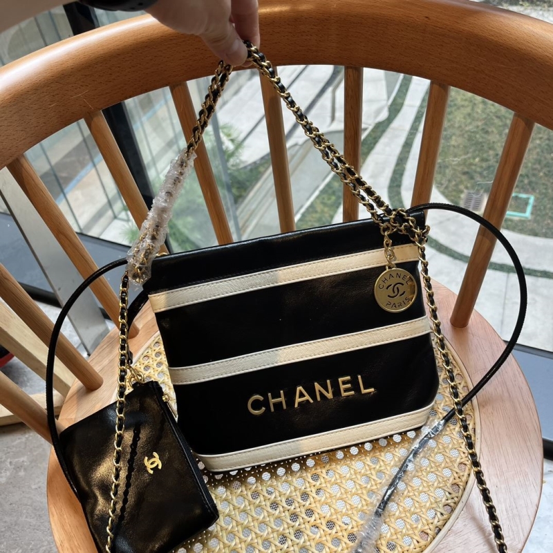 Ch**el hobo 22 bags